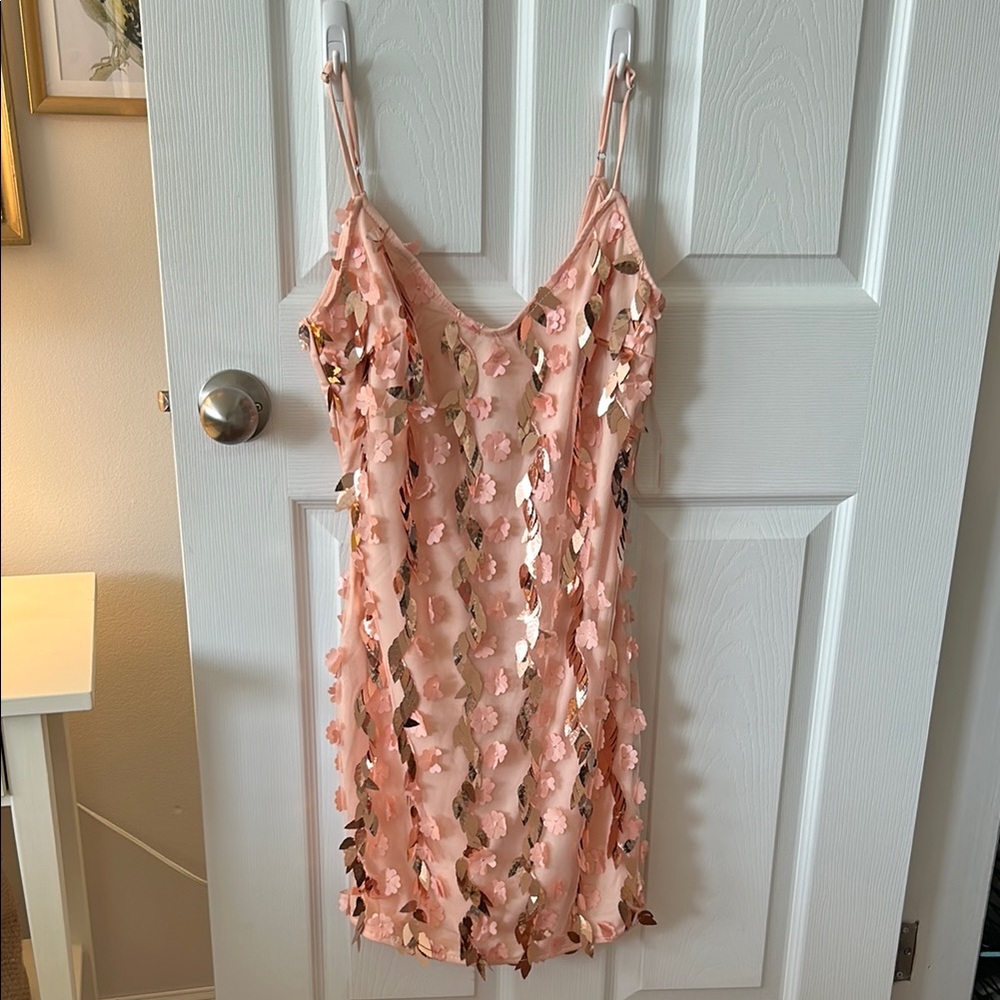 Elegant Pink Sequin Dress
